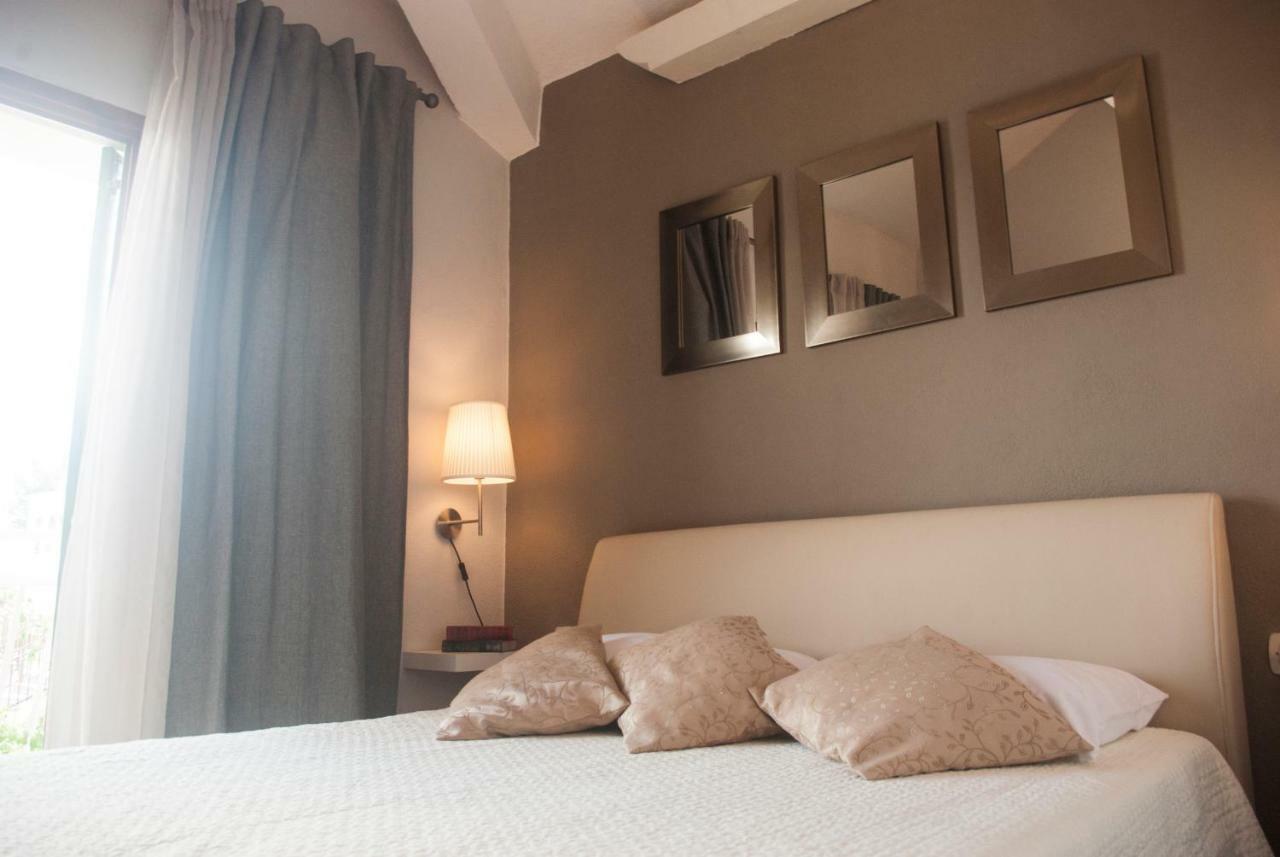 Apartments Vongula Trogir Extérieur photo