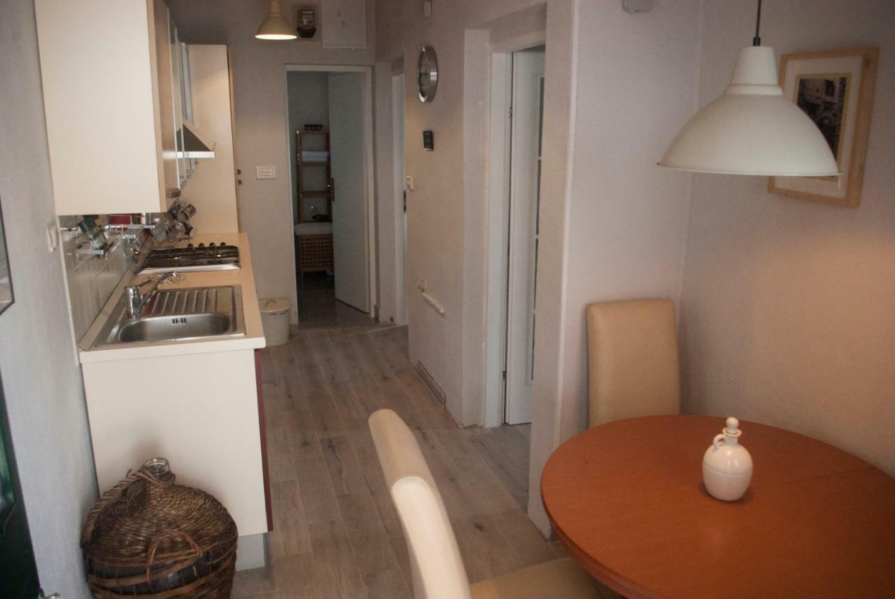 Apartments Vongula Trogir Extérieur photo