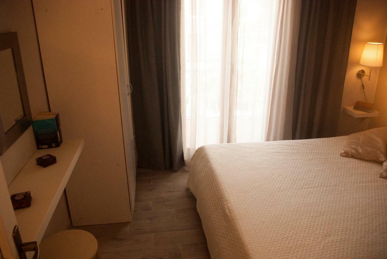 Apartments Vongula Trogir Extérieur photo